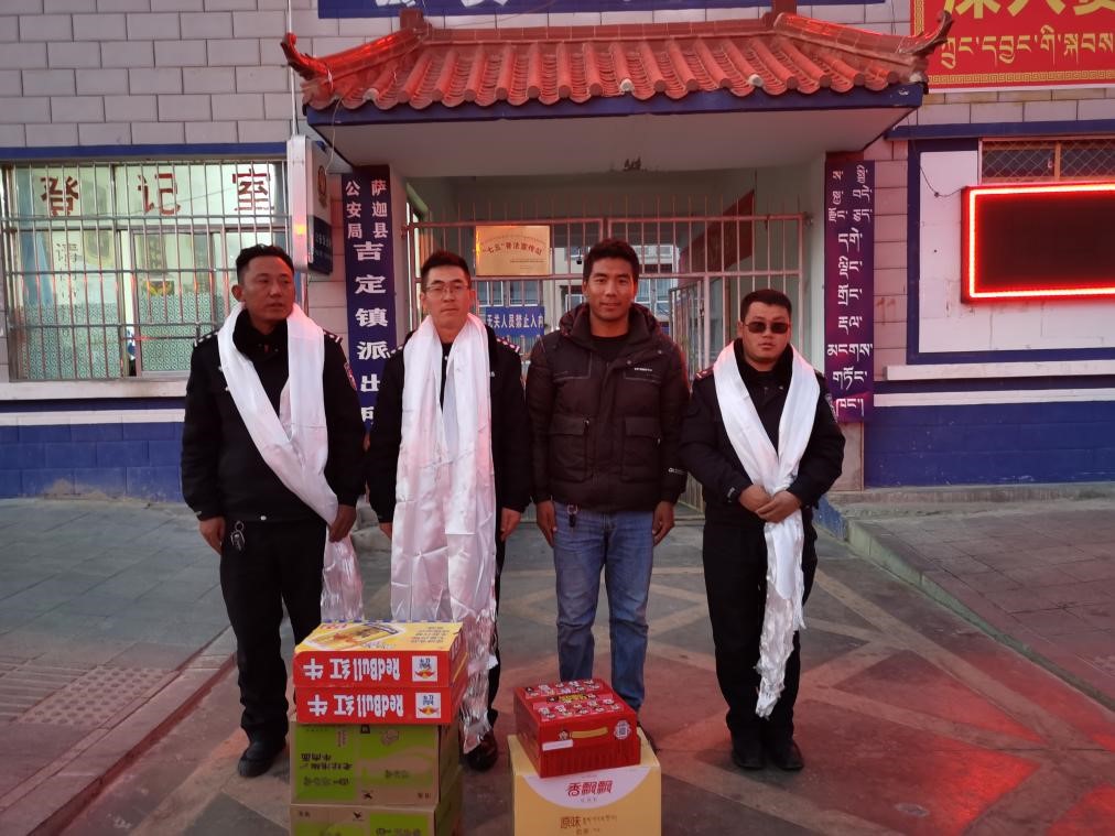 點贊！西藏圣凈環(huán)保服務(wù)有限公司送去的這份愛心